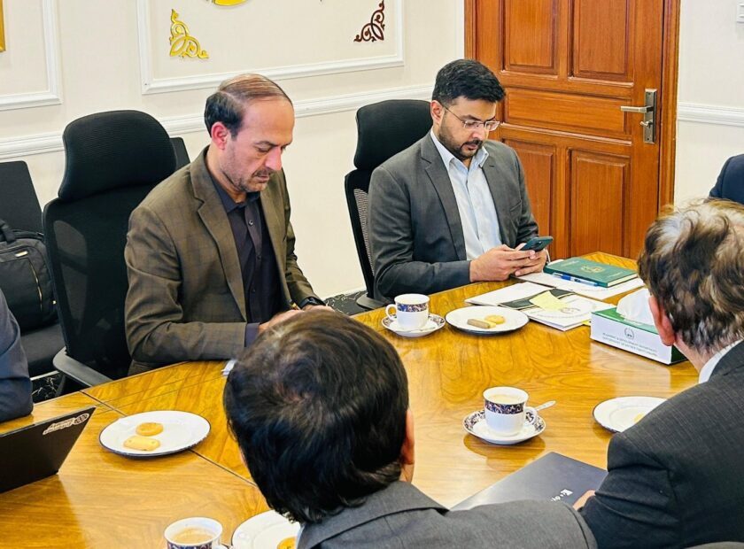 banner-adb-review_mission